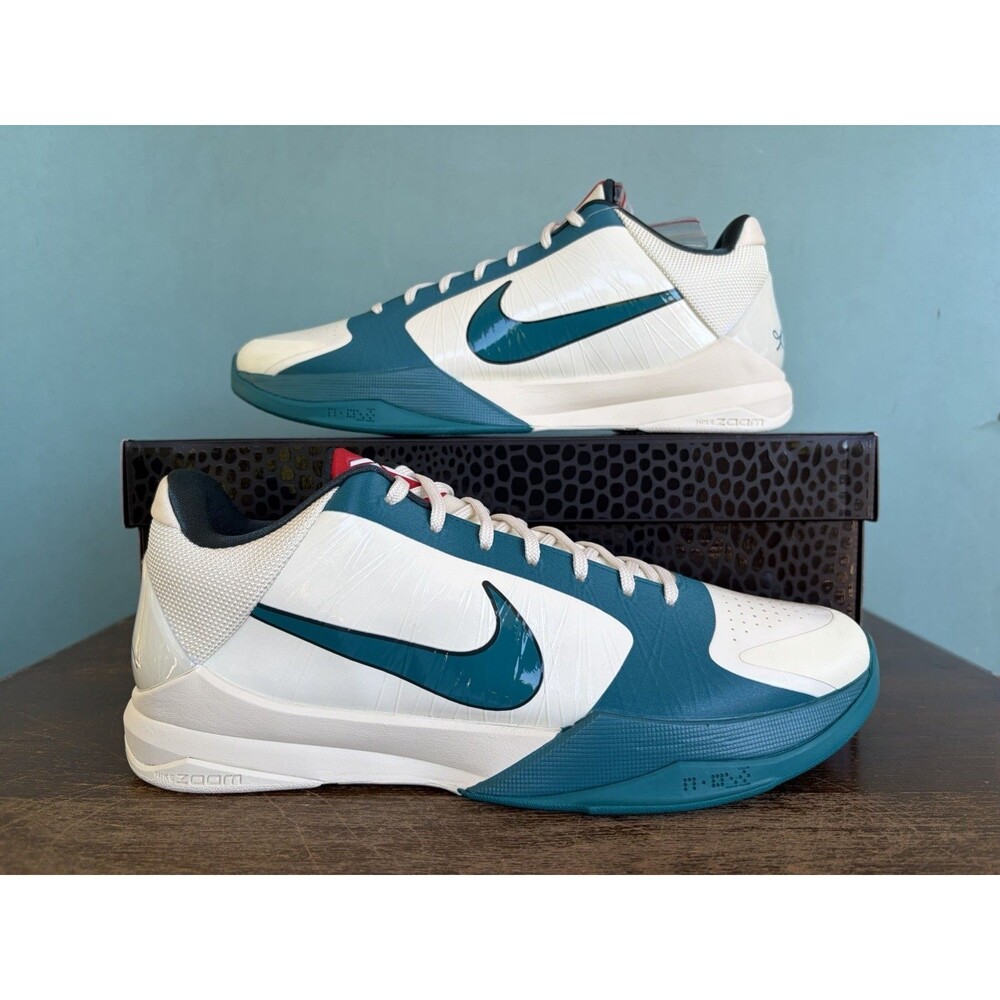 Nike Kobe 5 Protro Caitlin Clark PE "Scrabble" Men's Size 13 IZ1852-100